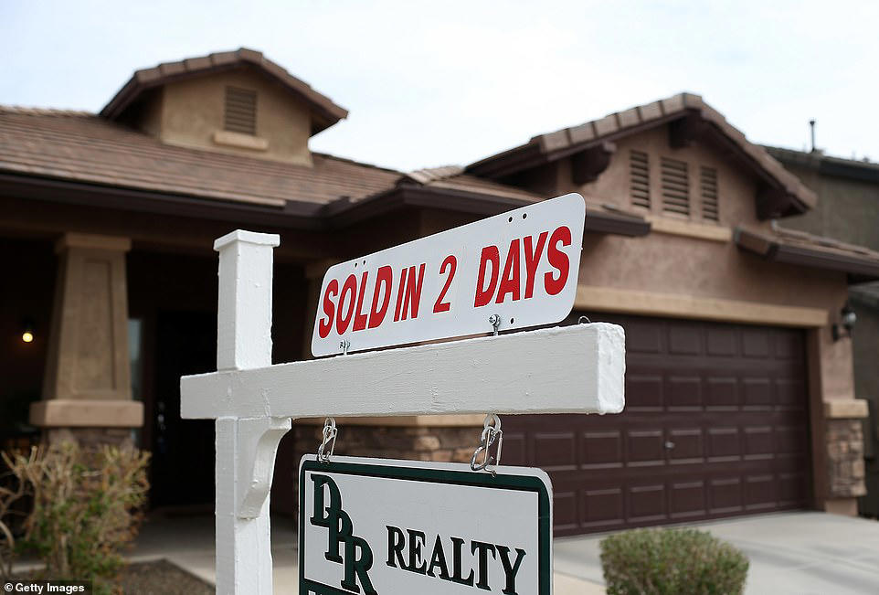 US neighborhoods filled with 'for sale' signs as homes flood market
