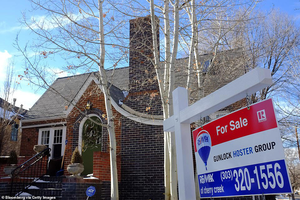 Brokers: Homeowners taking bigger mortgages thanks to banks' looser rules