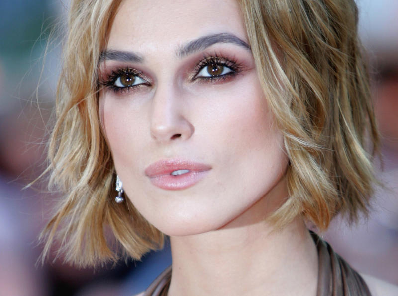 Keira Knightley Grace Kelly, Brigitte Bardot, Elizabeth Taylor, Audrey Hepburn, Natalie Wood, Jaclyn Smith, Kim Novak, Raquel Welch, Ursula Andress, Charlize Theron, Julia Roberts, Jacqueline Bisset, Natalie Portman, Emma Stone, Scarlett Johansson, Liv Tyler, Rachel Weisz, Elizabeth Hurley, Ava Gardner, Nicole Kidman, Naomi Watts, Sharon Tate, Kate Winslet, Jessica Alba, Halle Berry, Megan Fox, Keira Knightley, Olivia Wilde, Angelina Jolie, Jennifer Lawrence, Mila Kunis, Sofía Vergara, Eva Longoria, Lupita Nyong'o