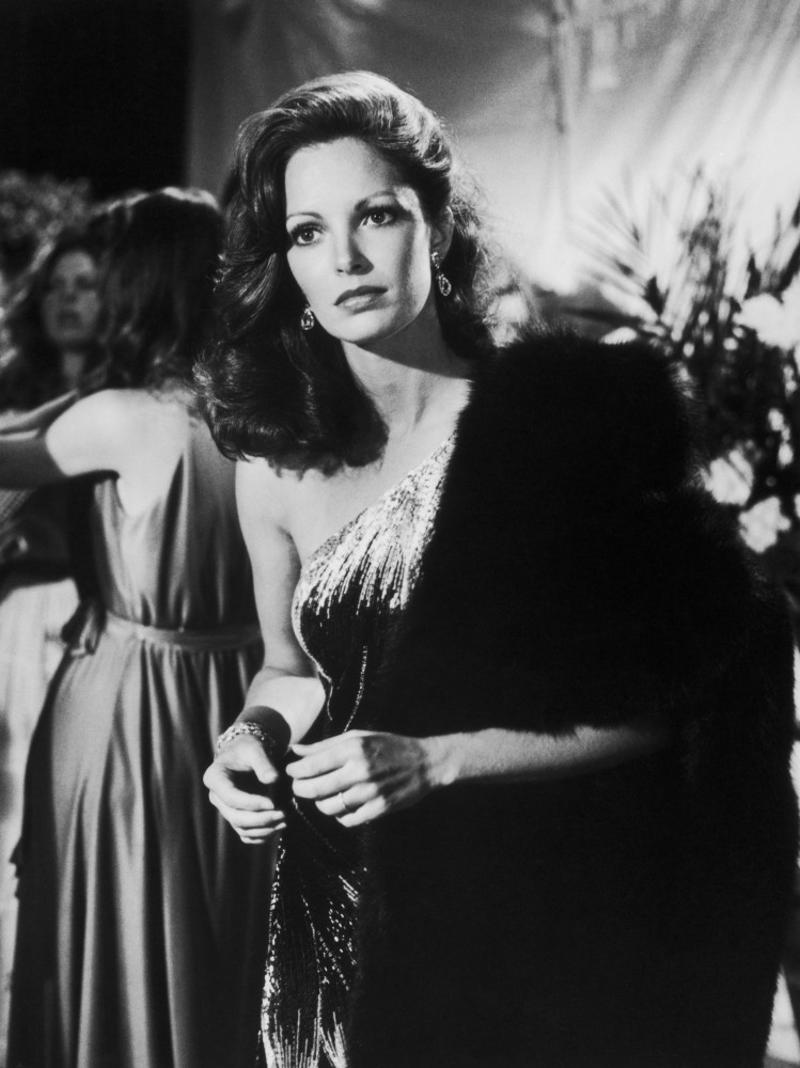 Jaclyn Smith Grace Kelly, Brigitte Bardot, Elizabeth Taylor, Audrey Hepburn, Natalie Wood, Jaclyn Smith, Kim Novak, Raquel Welch, Ursula Andress, Charlize Theron, Julia Roberts, Jacqueline Bisset, Natalie Portman, Emma Stone, Scarlett Johansson, Liv Tyler, Rachel Weisz, Elizabeth Hurley, Ava Gardner, Nicole Kidman, Naomi Watts, Sharon Tate, Kate Winslet, Jessica Alba, Halle Berry, Megan Fox, Keira Knightley, Olivia Wilde, Angelina Jolie, Jennifer Lawrence, Mila Kunis, Sofía Vergara, Eva Longoria, Lupita Nyong'o