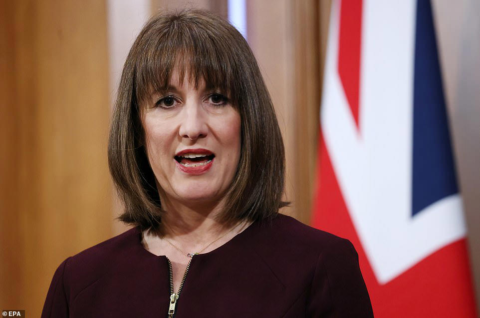 Brokers: Homeowners taking bigger mortgages thanks to banks' looser rules