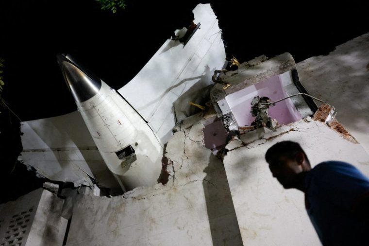 Looking beyond routine clearances Captain Sumeet Sabharwal and First Officer Clive Kundar, Pilots ‘knew of captain’s mental health concerns’, Looking beyond routine clearances, Waiting for full report, Captain was ‘meticulous’ and had ‘highest standards’, ‘Why did Air India allow him in the cockpit?’, ‘This could be a serious technical fault’