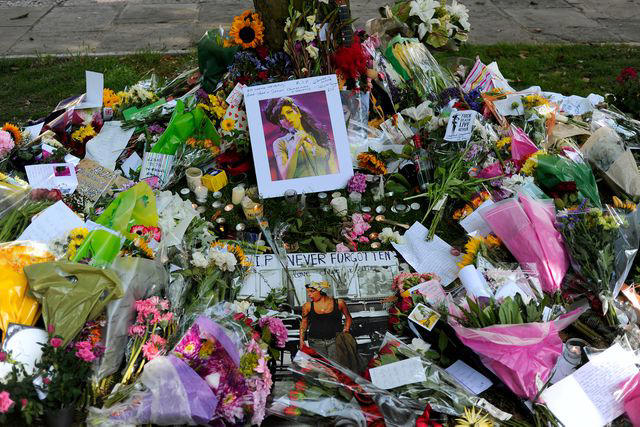 How did Amy Winehouse die?, When did Amy Winehouse die?, Where did Amy Winehouse die?, How old was Amy Winehouse when she died?, What were Amy Winehouse's last words?, How did the public react to Amy Winehouse's death?, What legacy did Amy Winehouse leave?