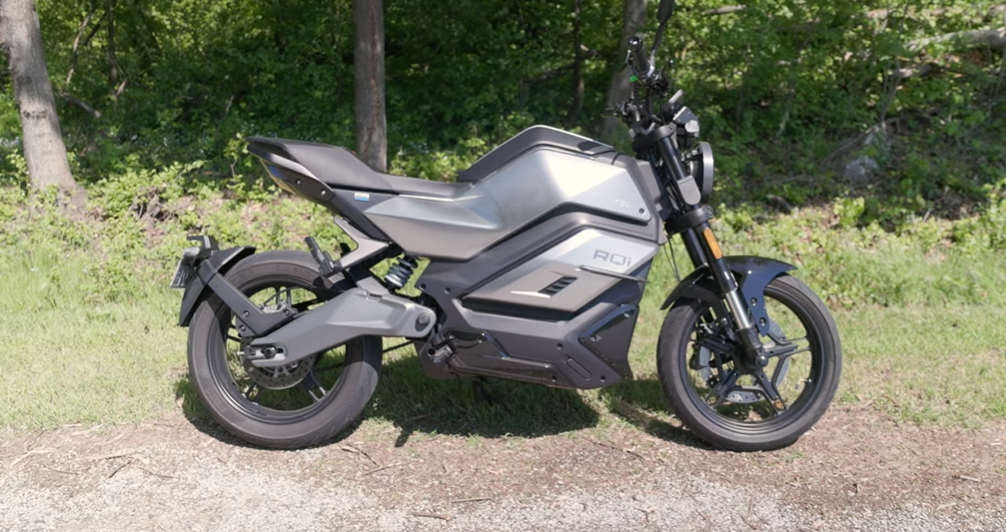 13. NIU RQi Sport 1. Harley-Davidson LiveWire One, 2. Zero SR/F, 3. Energica Ego+, 4. Damon Hypersport Premier, 5. Lightning LS-218, 6. Ryvid Anthem, 7. Pursang E-Track, 8. Verge TS Ultra, 9. Tarform Luna, 10. Cake Kalk&, 11. Evoke 6061, 12. Sondors Metacycle, 13. NIU RQi Sport, 14. Onyx RCR, 15. Ultraviolette F77, 16. Super Soco TC Max, 17. Alrendo TS Bravo, 18. Horwin CR6 Pro, 19. Kawasaki Ninja e-1, 20. Maeving RM1