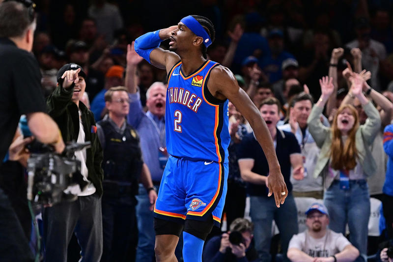 Incredible offensive play, Allen Iverson (2001), LeBron James (2009), Putting it together, Michael Jordan (1996), No slowing down, Shaquille O'Neal (2000), Best two-way player, Russell Westbrook (2017), Stephen Curry (2016), Scoring sensation, Giannis Antetokounmpo (2020), Third in league history, Shai Gilgeous-Alexander (2025), Him and Jordan, LeBron James (2013), Winning in Miami, Nikola Jokic (2022), Most efficient player ever, Shooting machine
