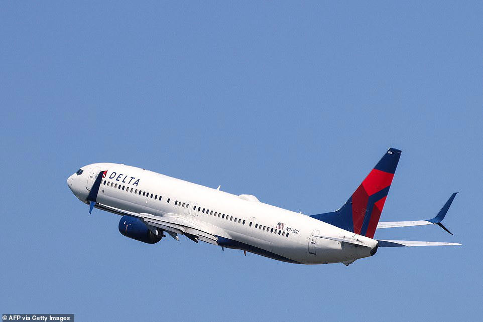 Another Delta near-miss at Mexico City airport
