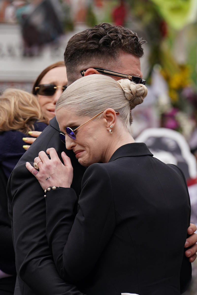 Kelly Osbourne, Jack Osbourne, Aimee Osbourne , Jessica Starshine Osbourne, Louis Osbourne, Elliot Kingsley
