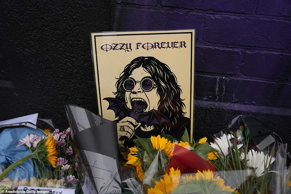 Sharon Osbourne breaks down in tears at Ozzy's funeral