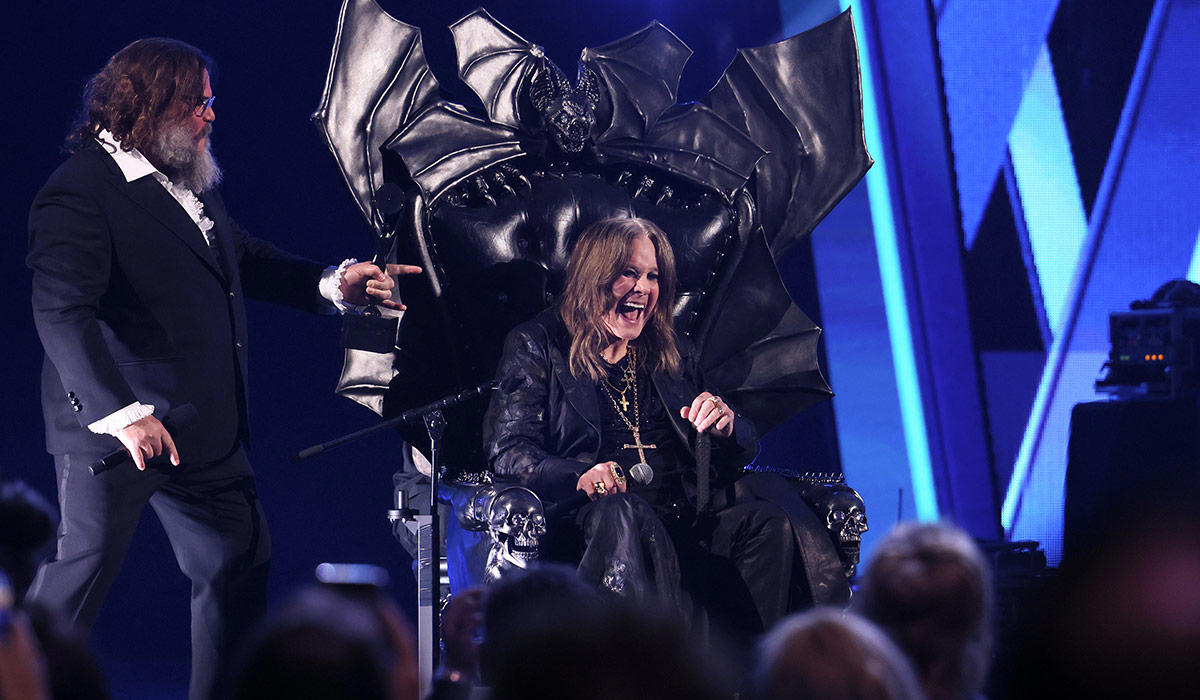 THE FINAL PERFORMANCE MATCH MADE IN HEAVEN, NOTHING KEPT THEM APART, BLACK SABBATH MAKES A MARK, THEY WOULD MEET AGAIN, HAWAII WEDDING BELLS, ROCK 'N' ROLL LIFESTYLE, OZZY'S WORLDWIDE HIT, MTV'S 'THE OSBOURNES', THE REAL INSIGHT, 'I'M THIS DEMIGOD', OVER 40 YEARS OF TRUE LOVE, UPS AND DOWNS, TRAGIC AFFAIR ALLEGATIONS, SUFFERING FROM ADDICTION, FILLING A VOID, TROUBLING DIAGNOSIS, THE FINAL PERFORMANCE, 'SURROUNDED BY LOVE', 'I LOVE YOU, OZZY'