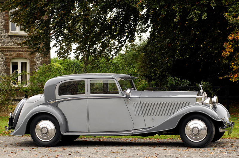 Forget downsizing., Lamborghini Aventador (6.5-litres), Rolls-Royce Silver Shadow (6.75-litres), Mercedes-Benz 450SEL 6.9 (6.8-litres), Lister Storm (7.0-litres), Plymouth Barracuda (7.2-litres), Dodge Charger R/T (7.2-litres), Aston Martin One-77 (7.3-litres), Pagani Zonda S (7.3-litres), Lincoln Continental (7.6-litres), Rolls-Royce Phantom II (7.7-litres), Bentley 8-Litre (8.0-litres), Bugatti Veyron (8.0-litres), Chevrolet Suburban (8.1-litres), Cadillac Eldorado (8.2-litres), Dodge Ram (8.3-litres), Dodge Viper (8.4-litre), Bugatti Royale (12.7-Litre), Cadillac Sixteen Concept (13.6-litres), Napier-Railton (23.9-litres)