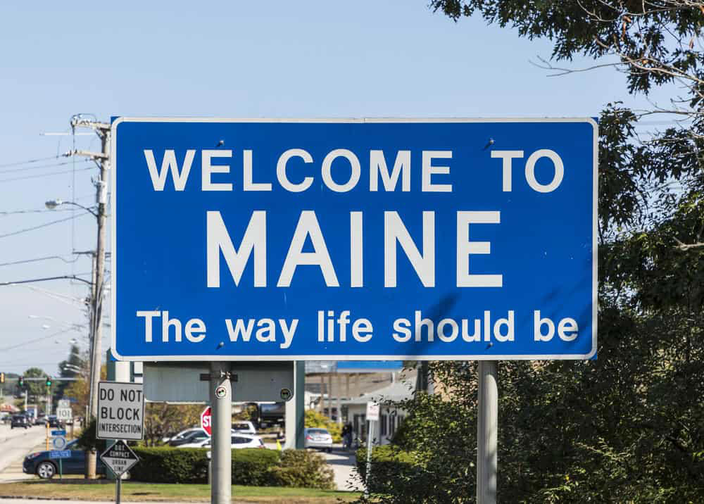 1. Alaska, 2. Hawaii, 3. Maine, 4. Rhode Island, Rhode Island, 5. New Hampshire, New Hampshire, 6. Vermont, 7. North Dakota, North Dakota, 8. Minnesota