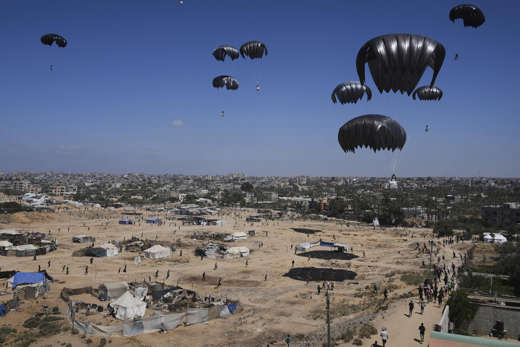 A lack of trust, Aid missions still face ‘constraints’, Breakdown of law and order, Uncertainty and humiliation