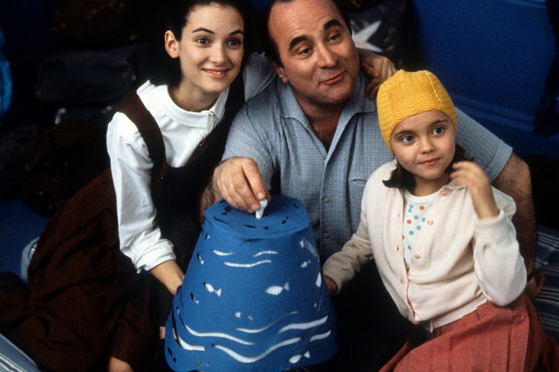 The teenager who came from Minnesota, From voracious reader to precocious actress, 'Beetlejuice' catapulted her into weirdness, 'Heathers': The queen of bad influences, Johnny Depp, the tattoo, and the drama, The indie girl who conquered the mainstream, A Jane Austen with Doc Martens, Between reality and a nineties myth, Winona and the not so minor theft, From scandal to temporary retirement, The resurrection: 'Stranger Things', Always more than just a pretty face, Winona vs. the star system