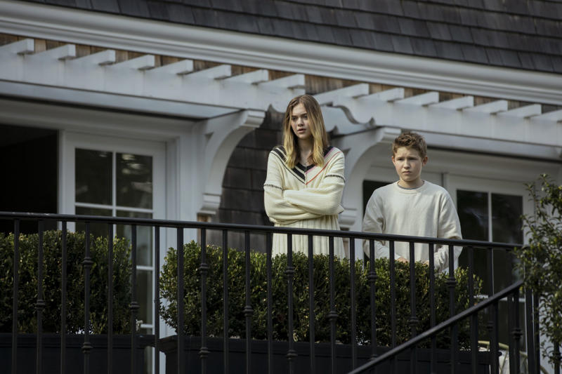 What is a stalker?, 'The Invisible Man' (2020) / Prime Video, Apple TV, Google Play, YouTube, 'Swarm' (2023) / Prime Video, 'You' (2018-2024) / Netflix, 'Pretty Little Liars' (2010-2017) / Max, Prime Video, 'Single White Female' (1992) / Prime Video, 'Fatal Attraction' (1987) / Netflix, Google Play, Prime Video, Apple TV, 'Obsessed' (2023) / Netflix, 'Night Stalker: The Hunt for a Serial Killer' (2021) / Netflix, 'Watcher' (2022) / Telecine, Prime Video, Shudder, 'Greta' (2019) / YouTube, Prime Video, Google Play, Apple TV, 'Can I Tell You a Secret?' (2024) / Netflix, 'Sleeping with the Enemy' (1990) / Disney+, 'Stalk' (2020) / Prime Video, Max, 'Lover, Stalker, and Murderer' (2024) / Netflix, 'I Am a Stalker' (2022) / Netflix, Taxi Driver (1976) / Max, 'Stalker' (2014-2015) / Google Play, 'The Bodyguard' (1992) / Max, Prime Video, Google Play, YouTube, 'I Can Make You Love Me' (1993) / YouTube, 'The Watcher' (2022) / Netflix, 'Unsane' (2018) / Prime Video, Google Play, Apple TV, 'Fear' (1996) / Prime Video, Netflix/ Youtube/ Apple TV