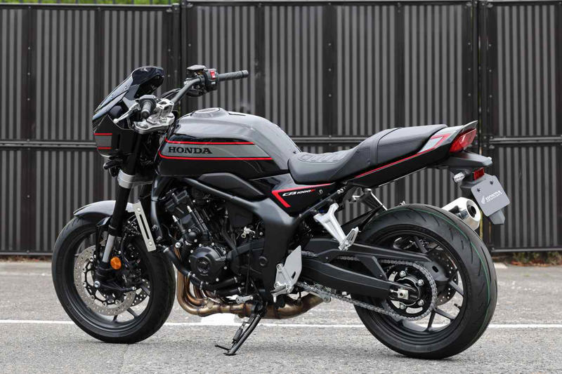ホンダ「CB1000Fコンセプト」新色、ひとつめはブラック！, ホンダ「CB1000Fコンセプト」新色、もうひとつはシルバー＆グレー！, ホンダ「CB1000Fコンセプト」人気投票, ホンダ「CB1000Fコンセプト」写真, ホンダ「CB1000Fコンセプト」関連記事