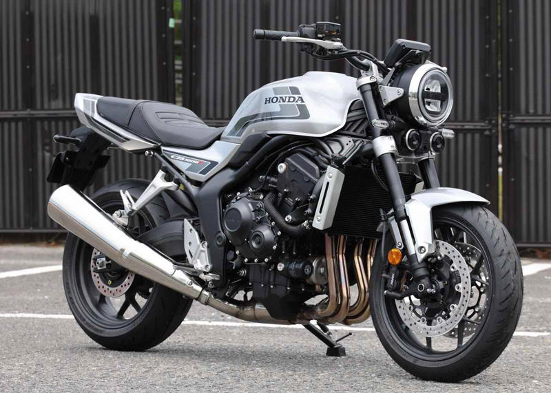 ホンダ「CB1000Fコンセプト」新色、ひとつめはブラック！, ホンダ「CB1000Fコンセプト」新色、もうひとつはシルバー＆グレー！, ホンダ「CB1000Fコンセプト」人気投票, ホンダ「CB1000Fコンセプト」写真, ホンダ「CB1000Fコンセプト」関連記事