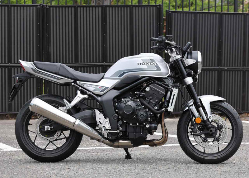 ホンダ「CB1000Fコンセプト」新色、ひとつめはブラック！, ホンダ「CB1000Fコンセプト」新色、もうひとつはシルバー＆グレー！, ホンダ「CB1000Fコンセプト」人気投票, ホンダ「CB1000Fコンセプト」写真, ホンダ「CB1000Fコンセプト」関連記事
