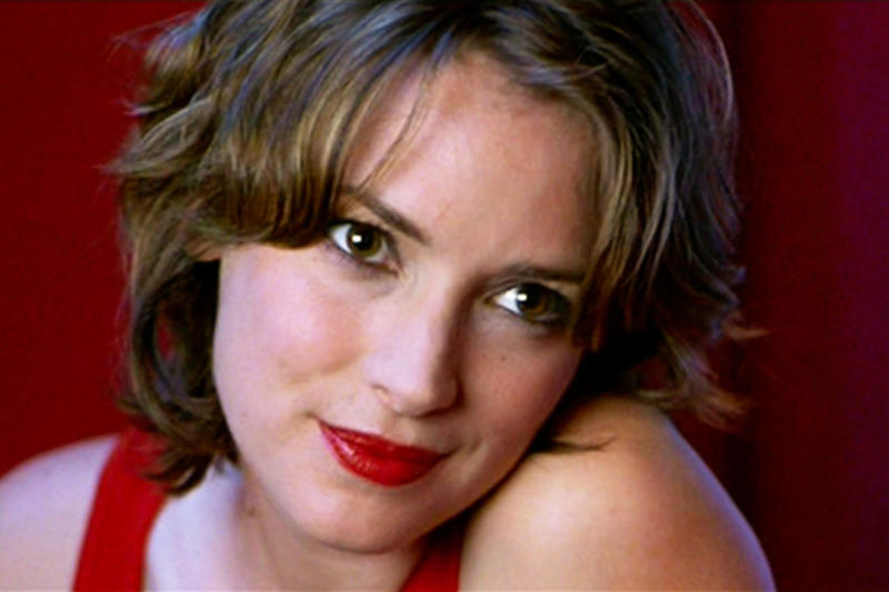The teenager who came from Minnesota, From voracious reader to precocious actress, 'Beetlejuice' catapulted her into weirdness, 'Heathers': The queen of bad influences, Johnny Depp, the tattoo, and the drama, The indie girl who conquered the mainstream, A Jane Austen with Doc Martens, Between reality and a nineties myth, Winona and the not so minor theft, From scandal to temporary retirement, The resurrection: 'Stranger Things', Always more than just a pretty face, Winona vs. the star system