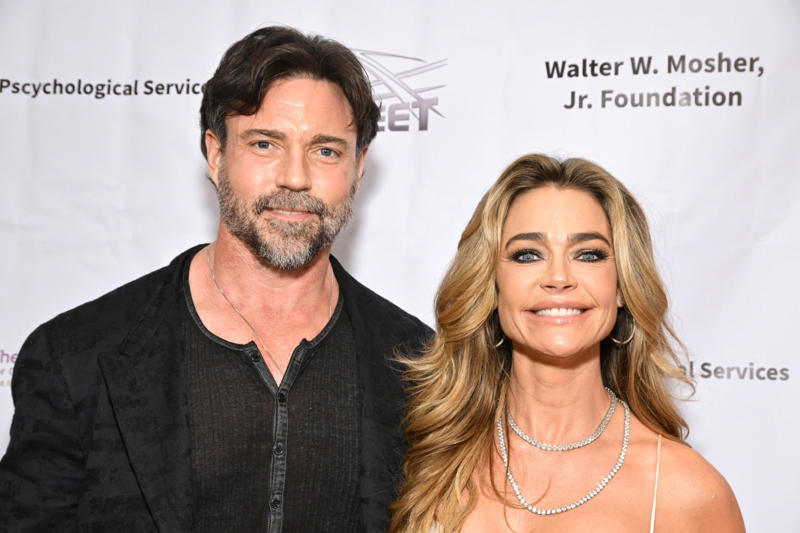 They were the perfect marriage... or not?, Married since 2018, Irreconcilable?, Could OF be a part of it?, Involved in his wife's content, A masculine opinion on her photos, Denise Richards is on the rise, Now, he wants spousal support, Million-dollar income, Aaron Phypers' failed business, Many expenses, The judge has to decide, Meanwhile, another court order has been given, 'Threatened to kill me', Phypers denies domestic abuse