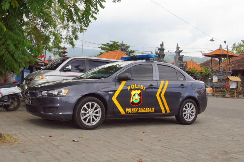 Mitsubishi Lancer - Indonesia Lamborghini Gallardo - Italy, Lotus Evora - United Kingdom, Ford Police Interceptor - United States, Spyker C8 - Netherlands, Dodge Charger Pursuit - United States, Lotus Exige Cruiser - UK and Australia, Lamborghini Aventador - Dubai, Lamborghini Huracan - Italy, Bugatti Veyron - Dubai, Bentley Continental GT - Dubai, Ferrari 458 - Italy, Ford Mustang - Italy, Mitsubishi Lancer - Indonesia, Ferrari LaFerrari - Dubai, Porsche 911 Carrera - Austria