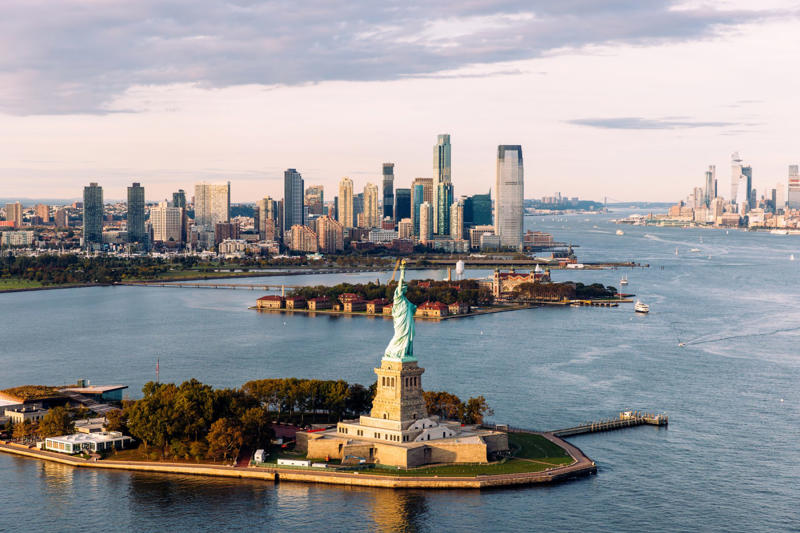 Not even a New York minute Is your city on the top ten list?, The Brand Finance City Index, Thousands were surveyed, A method to the madness, How researchers worked, Can you guess the top city?, 10. Amsterdam, 9. San Francisco, 8. Sydney, 7. Los Angeles, 6. Singapore, 5. Dubai, 4. Tokyo, 3. Paris, 2. New York