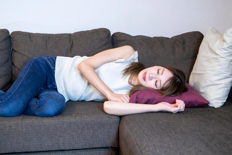 一日の疲れをリセットできる, 前向きな気持ちで眠りにつける, 自己肯定感が高まる, 1. 感謝の気持ちを書き出す, 2. お気に入りの香りで癒される, 3. 温かいお風呂で心身を整える, 4. スマホを手放して静けさを味わう, 5. 自分の時間をつくって気分転換する