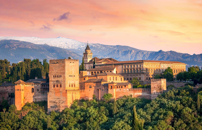 Alhambra, Spain Home, grand home, Hearst Castle, California, USA, Como House, Australia, Winter Palace, Russia, Biltmore, North Carolina, USA, Palace of Versailles, France, Highclere Castle, UK, Mysore Palace, India, The Castle of Ravadinovo, Bulgaria, Casa Loma, Canada, Blenheim Palace, UK, Oheka Castle, New York, USA, Pena Palace, Portugal, Burghley House, UK, Neuschwanstein Castle, Germany, The Breakers, Rhode Island, USA, Dolmabahçe Palace, Turkey, Château de Chambord, France, Iolani Palace, Hawaii, USA, Himeji Castle, Japan, Hampton Court Palace, UK, Alhambra, Spain, De Haar Castle, Netherlands