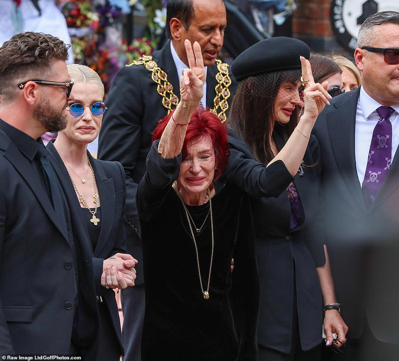 Sharon's final act of love for Ozzy as he is laid to rest