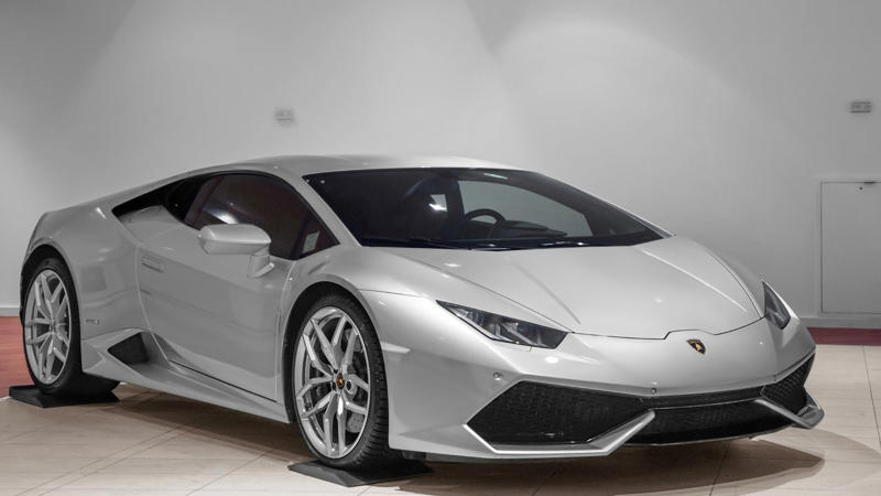 Lamborghini Espada (155 mph), Lamborghini 350 GT (158 mph), Lamborghini Islero (161 mph), Lamborghini Gallardo LP 570-4 Superleggera (202 mph), Lamborghini Huracán LP 610-4 (202 mph), Lamborghini Reventón (211 mph), Lamborghini Aventador SVJ (217 mph), Lamborghini Centenario (217 mph), Lamborghini Sián FKP 37 (217 mph), Lamborghini Revuelto (217 mph), Lamborghini SC20 (220+ mph), Lamborghini Veneno (221 mph), Lamborghini Countach LPI 800-4 (221 mph)