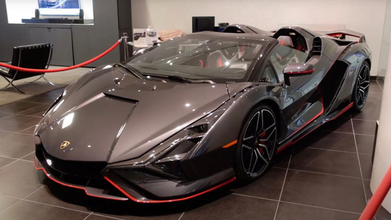 Lamborghini Espada (155 mph), Lamborghini 350 GT (158 mph), Lamborghini Islero (161 mph), Lamborghini Gallardo LP 570-4 Superleggera (202 mph), Lamborghini Huracán LP 610-4 (202 mph), Lamborghini Reventón (211 mph), Lamborghini Aventador SVJ (217 mph), Lamborghini Centenario (217 mph), Lamborghini Sián FKP 37 (217 mph), Lamborghini Revuelto (217 mph), Lamborghini SC20 (220+ mph), Lamborghini Veneno (221 mph), Lamborghini Countach LPI 800-4 (221 mph)