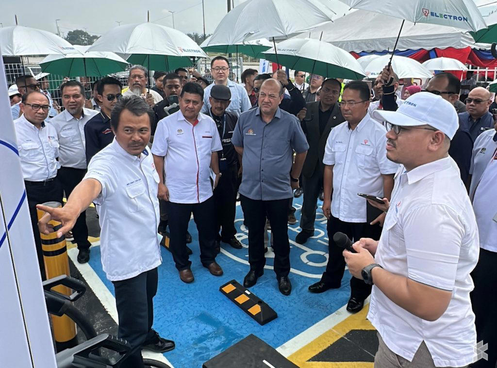 What does the new TNB Electron charger mean for PSAS?, The first public DC charger at Automotive Hi-Tech Valley?, TNB Electron PSAS from the perspective of EV users, What’s next for TNB Electron?