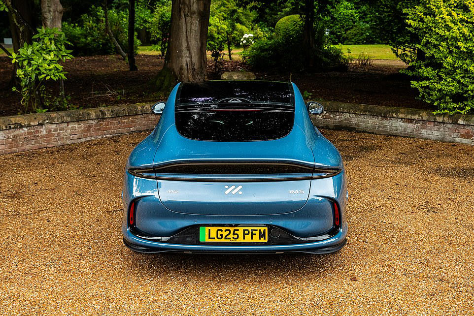 Interior, practicality and comfort IM5 versus IM6 - a head-to-head of the new Tesla rivals, MGs new IM range – what is it?, The IM5 and IM6 – how they compare in looks and size, Interior, practicality and comfort, IM infotainment and driving assists