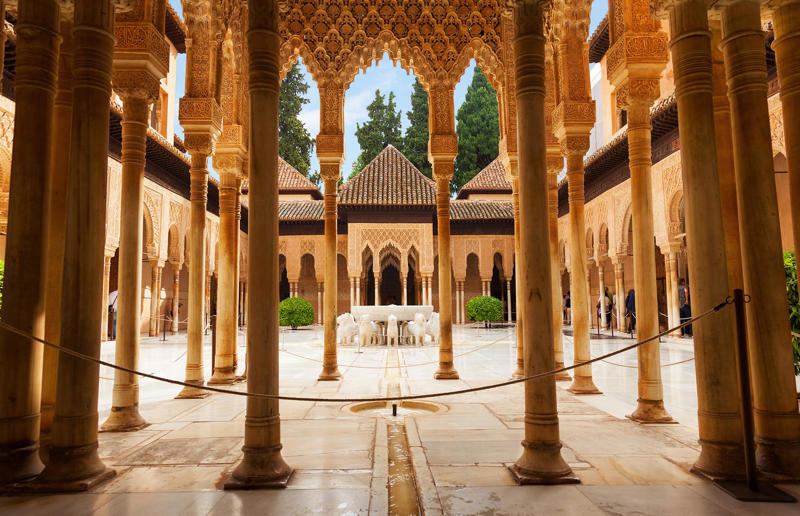 Alhambra, Spain Home, grand home, Hearst Castle, California, USA, Como House, Australia, Winter Palace, Russia, Biltmore, North Carolina, USA, Palace of Versailles, France, Highclere Castle, UK, Mysore Palace, India, The Castle of Ravadinovo, Bulgaria, Casa Loma, Canada, Blenheim Palace, UK, Oheka Castle, New York, USA, Pena Palace, Portugal, Burghley House, UK, Neuschwanstein Castle, Germany, The Breakers, Rhode Island, USA, Dolmabahçe Palace, Turkey, Château de Chambord, France, Iolani Palace, Hawaii, USA, Himeji Castle, Japan, Hampton Court Palace, UK, Alhambra, Spain, De Haar Castle, Netherlands