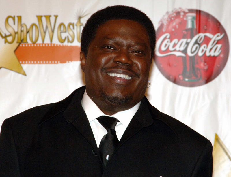 Bernie Mac Bon Saget, Chadwick Boseman, Kurt Cobain, Amy Winehouse, David Bowie, Robin Williams, Heath Ledger, Michael Jackson, Paul Walker, Whitney Houston, Bernie Mac, Steve Irwin, Liam Payne, Anna Nicole Smith, Brittany Murphy