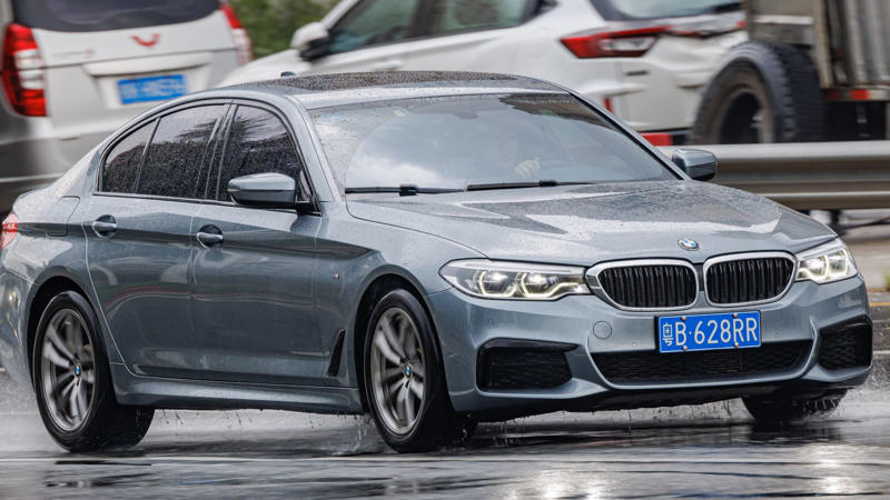 6. BMW 5 Series 1. Tesla Model S, 2. Tesla Model X, 3. Range Rover Sport, 4. Audi Q8, 5. Porsche Taycan, 6. BMW X1, 7. Lincoln Aviator, 8. Porsche Panamera, 9. Maserati Levante, 10. Range Rover Evoque, 1. Lexus IS 350, 2. Mercedes-Benz S-Class, 3. Volvo S60, 4. Lexus RX 450h, 5. Mercedes-Benz E-Class, 6. BMW 5 Series, 7. Lexus ES 350, 8. Acura TLX, 9. Porsche Macan, 10. Lexus LS