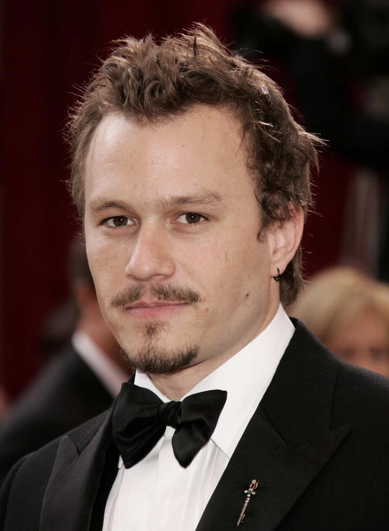 Heath Ledger Bon Saget, Chadwick Boseman, Kurt Cobain, Amy Winehouse, David Bowie, Robin Williams, Heath Ledger, Michael Jackson, Paul Walker, Whitney Houston, Bernie Mac, Steve Irwin, Liam Payne, Anna Nicole Smith, Brittany Murphy