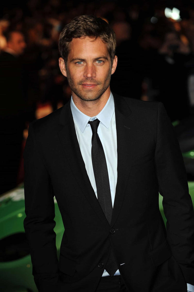 Paul Walker Bon Saget, Chadwick Boseman, Kurt Cobain, Amy Winehouse, David Bowie, Robin Williams, Heath Ledger, Michael Jackson, Paul Walker, Whitney Houston, Bernie Mac, Steve Irwin, Liam Payne, Anna Nicole Smith, Brittany Murphy