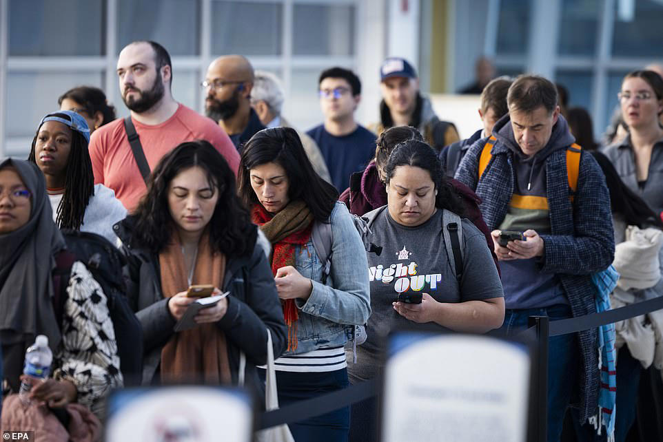 Severe weather causes delays at major East Coast airports