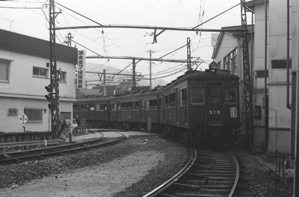6300系登場時の思い出, 戦前生まれの「古豪」も活躍, 平面交差「ダイヤモンドクロス」の思い出, 欧州の雰囲気を感じるターミナル駅, 「伝統」今後も大切に