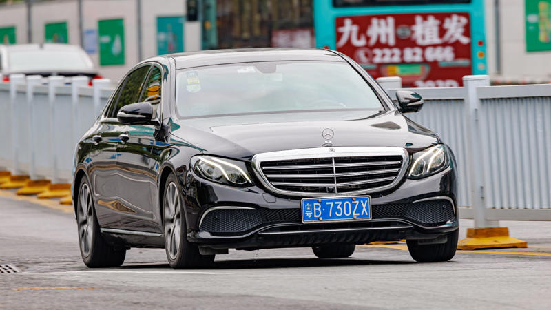5. Mercedes-Benz E-Class 1. Tesla Model S, 2. Tesla Model X, 3. Range Rover Sport, 4. Audi Q8, 5. Porsche Taycan, 6. BMW X1, 7. Lincoln Aviator, 8. Porsche Panamera, 9. Maserati Levante, 10. Range Rover Evoque, 1. Lexus IS 350, 2. Mercedes-Benz S-Class, 3. Volvo S60, 4. Lexus RX 450h, 5. Mercedes-Benz E-Class, 6. BMW 5 Series, 7. Lexus ES 350, 8. Acura TLX, 9. Porsche Macan, 10. Lexus LS