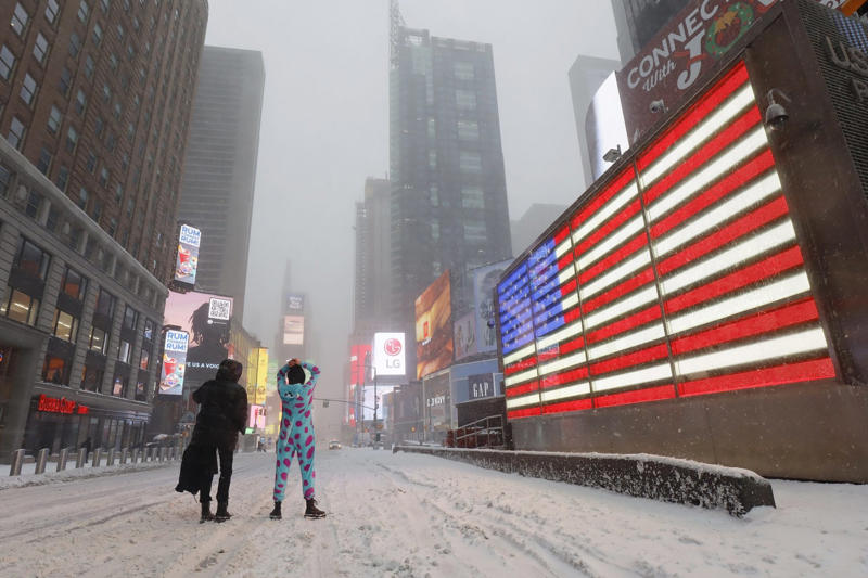 A significant increase Dangerous Nor'easters storms will get worse, A warmer planet, Counterintuitive results, Less winter, Stronger storms, A collection of events, A significant increase, Fueling intense storms, Blockbuster storms, 'Snowmaggedon' of 2010