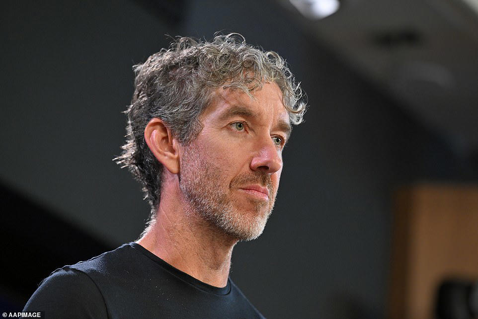 Billionaire issues warning to Australia over AI