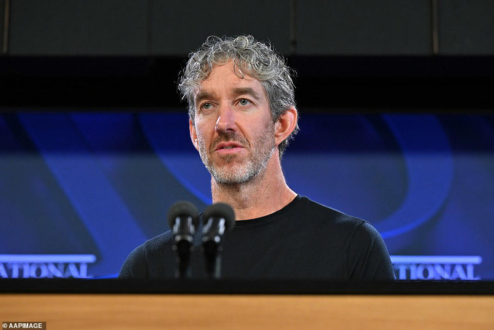 Billionaire issues warning to Australia over AI