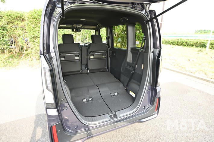 ホンダの軽EV「新型N-ONE e:」とは？, 新型N-ONE e:のグレードと価格、実質価格, グレードは2種類, グレード別の価格, 補助金を考慮した実質価格, 新型N-ONE e:の発売日はいつ？ 試乗はいつから可能？, 日産 サクラとどっちが買い得？, ライバル「日産 サクラ」とは？ 人気の理由, 新型N-ONE e:とサクラ、それぞれの強み, 新型N-ONE e:とサクラの価格比較, N-ONE e:とサクラ、どっちがお得？, 本命は「N-BOX e:」か？ ホンダが描く軽EV戦略の未来