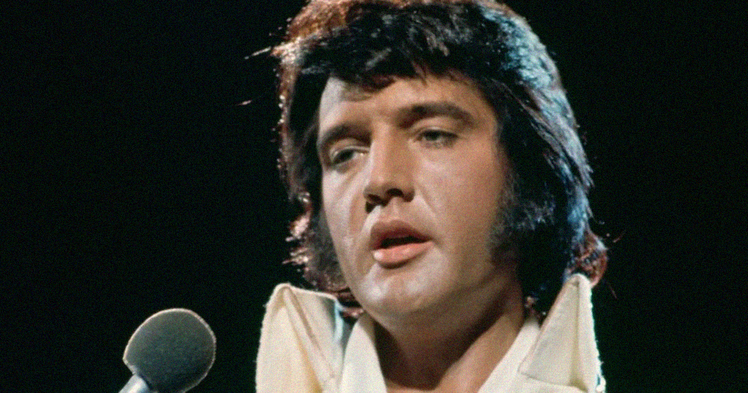 32. Elvis Presley's Final Performance in 1977 Leaves Fans With an Iconic Farewell 1. Waiting In Line to See Star Wars, 1977, 2. January 19th 1977, The One and Only Day it Snowed in Miami, 3. Disco Sally, a 78-Year-Old Studio 54 Regular, Becomes a Symbol of the Era in 1978, 4. A Businessman Lights a Cigarette Inside a New York City Phone Booth in 1980, 5. Two Women Sit Casually on a Fire Escape in Harlem, NYC, in 1978, 6. Harrison Ford Appears as Colonel G. Lucas in Apocalypse Now, 1979, 7. In 1978, a Toddler Poses Next to the Family's New Color TV Like It's a Family Member, 8. Salesmen Sit on the Hoods of New Cars Waiting for Buyers at a California Dealership in 1979, 9. Kids Jump From a Fire Escape Onto Mattresses in NYC's Lower East Side, 1979, 10. Comic-Con San Diego in 1980 Captures the Wild Beginnings of Pop Culture Fandom, 11. The World's Largest Disco Draws Crowds to Buffalo in 1978, 12. Young Roller Skater in Red Moves Through Midtown Manhattan, 1979, 13. In 1978, Disco Dancing Lessons Spread to Suburbs Like Beaverton, Oregon, 14. An Apple II Computer and a Young Steve Jobs Revolutionize Tech in 1977, 15. A Woman Leans in to Kiss a Windsor Guard in a Whimsical Moment, 1980, 16. Two Guys Play Atari in Their Living Room in 1978, Defining Home Entertainment, 17. National Space Invaders Championship in 1980 Showcases a New Era of Gamers, 18. A Local News Crew in Texas Interviews Parents After Taking Kids to See Alien, 1979, 19. Young Woman in a "Consenting Adult" Shirt Enjoys the Rolling Stones in 1978, 20. In 1979, Reflections on the Dance Floor Captured the Disco Craze From Above, 21. A Canadian Gas Station Refuses to Fuel Soviet Ladas to Protest the Invasion of Afghanistan, 1980, 22. Subway Riders Carry Lawn Chairs for a Beach Day in NYC, Summer 1978, 23. High School Seniors Pose Before Heading on a Ski Trip in 1980, 24. Young Girl Embraces Teddy Boy Fashion and Rock 'n' Roll Dancing, 1979, 25. In 1980, Bronx Teens Turn the Streets Into a Stage With BMX Tricks, 26. Olivia Newton-John and John Travolta Redefine Teen Style on the Set of Grease, 1978, 27. KISS Fans in Buffalo, NY, Fully Embrace Glam Rock Culture, 1978, 28. New UK Prime Minister Margaret Thatcher Celebrates Her Election Victory, 1979, 29. The Sony Walkman Hits the Market With a Bold Ad Declaring "There's a Revolution in the Streets", 1980, 30. A Young Man Spins the Top Hits of 1978 on AM Radio Studio, 31. Four New Jersey Teens Check Under the Hood of a Car With a Backwards Design, 1979, 32. Elvis Presley's Final Performance in 1977 Leaves Fans With an Iconic Farewell, 33. Protesters Flood the Capitol in March 1980 to Oppose Military Draft Registration, 34. Staten Island Families Resort to Kerosene Lamps During the 1977 Blackout