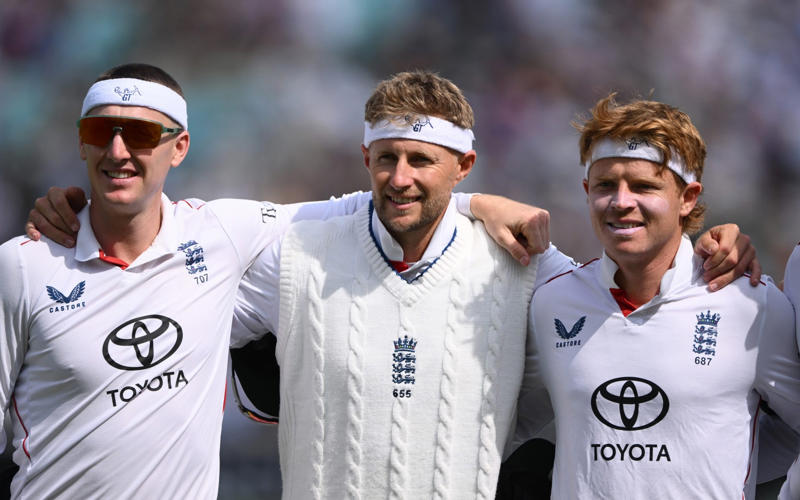 07:59 PM BST, Boycott’s verdict, 07:25 PM BST, Michael Vaughan on BBC Test Match Special, 07:21 PM BST, A tale of three horror drops, 07:17 PM BST, Stumps on day two, 07:15 PM BST, OVER 18: IND 75/2 (Jaiswal 51 Deep 4), 07:10 PM BST, 07:08 PM BST, OVER 17: IND 70/1 (Jaiswal 51 Sudharsan 11), 07:05 PM BST, OVER 16: IND 64/1 (Jaiswal 45 Sudharsan 11), 07:00 PM BST, OVER 15: IND 64/1 (Jaiswal 45 Sudharsan 11), 06:56 PM BST, OVER 14: IND 56/1 (Jaiswal 41 Sudharsan 7), 06:51 PM BST, OVER 13: IND 55/1 (Jaiswal 40 Sudharsan 7), 06:47 PM BST, OVER 12: IND 55/1 (Jaiswal 40 Sudharsan 7), 06:41 PM BST, OVER 11: IND 47/1 (Jaiswal 39 Sudharsan 0), 06:37 PM BST, OVER 10: IND 46/1 (Jaiswal 38 Sudharsan 0), 06:34 PM BST, 06:30 PM BST, OVER 9: IND 41/0 (Jaiswal 33 Rahul 7), 06:25 PM BST, OVER 8: IND 34/0 (Jaiswal 26 Rahul 7), 06:20 PM BST, OVER 7: IND 29/0 (Jaiswal 25 Rahul 3), 06:15 PM BST, OVER 6: IND 28/0 (Jaiswal 24 Rahul 3), 06:11 PM BST, OVER 5: IND 26/0 (Jaiswal 24 Rahul 1), 06:07 PM BST, OVER 4: IND 17/0 (Jaiswal 16 Rahul 0), 06:02 PM BST, OVER 3: IND 12/0 (Jaiswal 12 Rahul 0), 05:58 PM BST, OVER 2: IND 0/0 (Jaiswal 0 Rahul 0), 05:53 PM BST, OVER 1: IND 0/0 (Jaiswal 0 Rahul 0), 05:48 PM BST, India’s second innings, 05:45 PM BST, England bowlers back on their feet, 05:39 PM BST, England bowled out for 247, 05:38 PM BST, OVER 51: ENG 247/8 (Tongue 0 Brook 53), 05:33 PM BST, OVER 50: ENG 246/8 (Tongue 0 Brook 52), 05:28 PM BST, OVER 49: ENG 243/8 (Tongue 0 Brook 49), 05:24 PM BST, Nearly ready for action, 05:16 PM BST, Restart time, 05:16 PM BST, Restart coming soon?, 05:07 PM BST, 05:03 PM BST, Good news!, 04:59 PM BST, Weather update, 04:56 PM BST, Michael Vaughan on BBC Test Match Special, 04:53 PM BST, Nasser Hussain on Sky Sports, 04:52 PM BST, What an image!, 04:41 PM BST, Rain stops play, 04:41 PM BST, OVER 48: ENG 242/8 (Tongue 0 Brook 48), 04:36 PM BST, OVER 47: ENG 235/8 (Tongue 0 Brook 41), 04:34 PM BST, 04:30 PM BST, OVER 46: ENG 230/7 (Atkinson 7 Brook 40), 04:26 PM BST, OVER 45: ENG 224/7 (Atkinson 2 Brook 39), 04:22 PM BST, OVER 44: ENG 220/7 (Atkinson 1 Brook 36), 04:17 PM BST, OVER 43: ENG 215/7 (Atkinson 0 Brook 33), 04:16 PM BST, Evening session, 04:12 PM BST, Tea verdict, 04:11 PM BST, Day for Thorpey, 04:07 PM BST, Inside Duckett’s extraordinary skirmish with Deep, 03:58 PM BST, Momentum shifting, 03:56 PM BST, 03:55 PM BST, 03:49 PM BST, 03:48 PM BST, OVER 42: ENG 215/5 (Smith 8 Brook 33), 03:46 PM BST, OVER 41: ENG 210/5 (Smith 7 Brook 29), 03:41 PM BST, OVER 40: ENG 207/5 (Smith 6 Brook 27), 03:38 PM BST, OVER 39: ENG 201/5 (Smith 5 Brook 22), 03:33 PM BST, OVER 38: ENG 200/5 (Smith 5 Brook 21), 03:29 PM BST, OVER 37: ENG 196/5 (Smith 1 Brook 21), 03:26 PM BST, 03:23 PM BST, OVER 36: ENG 190/4 (Bethell 2 Brook 21), 03:18 PM BST, OVER 35: ENG 186/4 (Bethell 1 Brook 18), 03:12 PM BST, OVER 34: ENG 176/4 (Bethell 0 Brook 9), 03:06 PM BST, 03:01 PM BST, OVER 32: ENG 167/3 (Root 21 Brook 8), 02:56 PM BST, OVER 31: ENG 165/3 (Root 20 Brook 7), 02:48 PM BST, OVER 30: ENG 161/3 (Root 16 Brook 7), 02:44 PM BST, OVER 29: ENG 154/3 (Root 14 Brook 6), 02:39 PM BST, OVER 28: ENG 152/3 (Root 14 Brook 4), 02:33 PM BST, OVER 27: ENG 148/3 (Root 10 Brook 4), 02:29 PM BST, OVER 26: ENG 147/3 (Root 9 Brook 4), 02:25 PM BST, OVER 25: ENG 146/3 (Root 8 Brook 4), 02:21 PM BST, 02:17 PM BST, OVER 24: ENG 142/2 (Root 8 Pope 22), 02:13 PM BST, OVER 23: ENG 138/2 (Root 4 Pope 22), 02:09 PM BST, OVER 22: ENG 134/2 (Root 4 Pope 18), 02:03 PM BST, 02:02 PM BST, OVER 21: ENG 129/1 (Crawley 64 Pope 18), 01:57 PM BST, OVER 20: ENG 126/1 (Crawley 63 Pope 17), 01:53 PM BST, OVER 19: ENG 124/1 (Crawley 62 Pope 16), 01:49 PM BST, OVER 18: ENG 115/1 (Crawley 54 Pope 16), 01:45 PM BST, OVER 17: ENG 110/1 (Crawley 53 Pope 12), 01:40 PM BST, Afternoon session, 01:35 PM BST, Lunchtime verdict, 01:29 PM BST, Friendly or too far?, 01:23 PM BST, A day that is about more than just cricket, 01:17 PM BST, Ravi Shastri on Sky Sports, 01:14 PM BST, Ricky Ponting on Sky Sports, 01:11 PM BST, 01:03 PM BST, England in great position after near perfect session, 01:02 PM BST, OVER 16: ENG 109/1 (Crawley 52 Pope 12), 12:55 PM BST, OVER 15: ENG 105/1 (Crawley 52 Pope 8), 12:52 PM BST, OVER 14: ENG 97/1 (Crawley 47 Pope 5), 12:52 PM BST, OVER 14: ENG 97/1 (Crawley 47 Pope 5), 12:50 PM BST, OVER 13: ENG 93/1 (Crawley 47 Pope 1), 12:47 PM BST, 12:42 PM BST, OVER 12: ENG 92/0 (Crawley 47 Duckett 43), 12:37 PM BST, India may have to turn to spin - on a green top, 12:36 PM BST, OVER 11: ENG 84/0 (Crawley 46 Duckett 37), 12:31 PM BST, OVER 10: ENG 71/0 (Crawley 38 Duckett 32), 12:27 PM BST, OVER 9: ENG 64/0 (Crawley 33 Duckett 30), 12:23 PM BST, OVER 8: ENG 59/0 (Crawley 29 Duckett 29), 12:21 PM BST, India deflated by England onslaught, 12:18 PM BST, OVER 7: ENG 51/0 (Crawley 21 Duckett 29), 12:12 PM BST, OVER 6: ENG 40/0 (Crawley 16 Duckett 23), 12:08 PM BST, OVER 5: ENG 28/0 (Crawley 16 Duckett 11), 12:04 PM BST, A very Bazball answer, 12:04 PM BST, OVER 4: ENG 24/0 (Crawley 12 Duckett 11), 11:54 AM BST, OVER 3: ENG 18/0 (Crawley 12 Duckett 5), 11:48 AM BST, Atkinson shows what England have missed, 11:47 AM BST, OVER 2: ENG 9/0 (Crawley 4 Duckett 4), 11:44 AM BST, OVER 1: ENG 8/0 (Crawley 4 Duckett 3), 11:34 AM BST, Back with a bang, 11:31 AM BST, A quick kill, 11:29 AM BST, 11:27 AM BST, 11:26 AM BST, OVER 69: IND 224/8 (Deep 0, Siraj 0), 11:21 AM BST, OVER 68: IND 220/8 (Deep 0, Siraj 0), 11:19 AM BST, 11:18 AM BST, OVER 67: IND 218/7 (Washington 23, Deep 0), 11:16 AM BST, A Day for Thorpey, 11:10 AM BST, 11:09 AM BST, OVER 66: IND 213/6 (Nair 57, Washington 23), 11:06 AM BST, OVER 65: IND 213/6 (Nair 57, Washington 23), 10:58 AM BST, England’s leading wicket-taker: Joe Root, 10:56 AM BST, Woakes injury puts dampener on the match, 10:35 AM BST, Play to continue until 7pm, 10:31 AM BST, Woakes’ Ashes hopes in the balance, 10:04 AM BST, A Day for Thorpey, 09:53 AM BST, Good morning