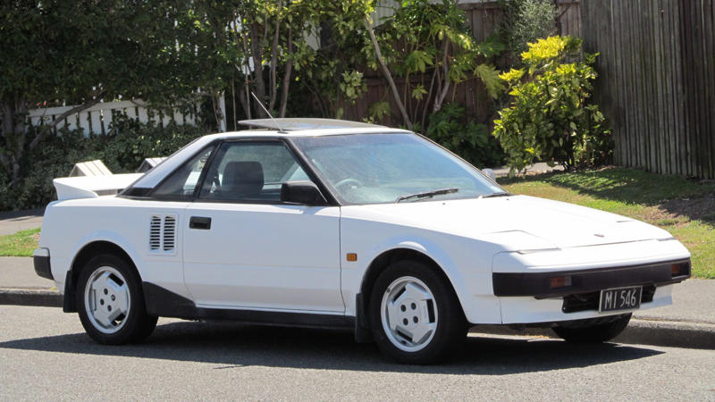 5. 1985 Toyota MR2 1. 1981 DeLorean DMC-12, 2. 1984 Pontiac Fiero, 3. 1985 Citroën BX, 4. 1987 Buick GNX, 5. 1985 Toyota MR2, 6. 1982 Lamborghini Countach LP500S, 7. 1981 BMW M1, 8. 1989 Nissan S-Cargo, 9. 1983 Renault Fuego Turbo, 10. 1986 Ferrari Testarossa, 11. 1988 Oldsmobile Aerotech, 12. 1985 Audi Sport Quattro, 13. 1984 Vector W2, 14. 1983 Mazda Cosmo HB, 15. 1986 Alfa Romeo SZ Prototype, 16. 1989 Dodge M4S Turbo Interceptor, 17. 1982 Lotus Esprit Turbo, 18. 1988 Peugeot Oxia, 19. 1985 Subaru XT, 20. 1986 Saab EV-1