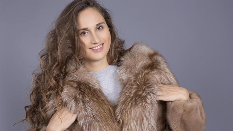 10. Coats With Fur Trim 1. Leather Jackets, 2. Raincoats, 3. Denim Jeans, 4. Cotton T-Shirts, 5. Activewear & Yoga Pants, 6. Sequined Or Beaded Dresses, 7. Swimsuits, 8. Down Jackets Or Vests, 9. Cashmere Items, 10. Tulle And Netting, 1. Silk Gowns, 2. Woolen Sweaters, 3. Velvet Items, 4. Pleated Skirts, 5. Beaded Eveningwear, 6. Brocade Jackets, 7. Tuxedos, 8. Formal Gowns With Lining, 9. Sarees With Zari Work, 10. Coats With Fur Trim