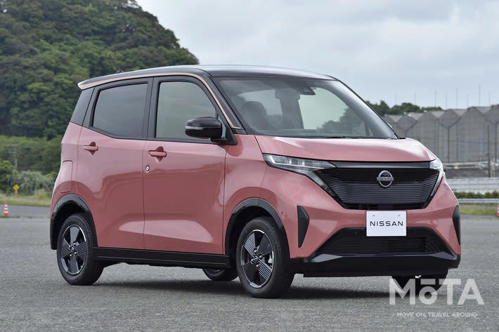 ホンダの軽EV「新型N-ONE e:」とは？, 新型N-ONE e:のグレードと価格、実質価格, グレードは2種類, グレード別の価格, 補助金を考慮した実質価格, 新型N-ONE e:の発売日はいつ？ 試乗はいつから可能？, 日産 サクラとどっちが買い得？, ライバル「日産 サクラ」とは？ 人気の理由, 新型N-ONE e:とサクラ、それぞれの強み, 新型N-ONE e:とサクラの価格比較, N-ONE e:とサクラ、どっちがお得？, 本命は「N-BOX e:」か？ ホンダが描く軽EV戦略の未来