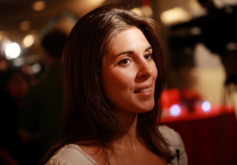 Jamie-Lynn Sigler How does one get Lyme disease?, If left untreated, Why it’s so common, How to avoid it, Justin Timberlake, Justin Bieber, Shania Twain, Yolanda Hadid, Anwar Hadid, Ben Stiller, Ashley Olsen, Debbie Gibson, Daryl Hall, Jamie-Lynn Sigler, George W. Bush, Parker Posey, Christy Turlington